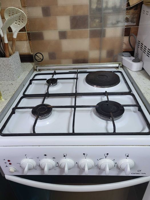 Газовая плита продам