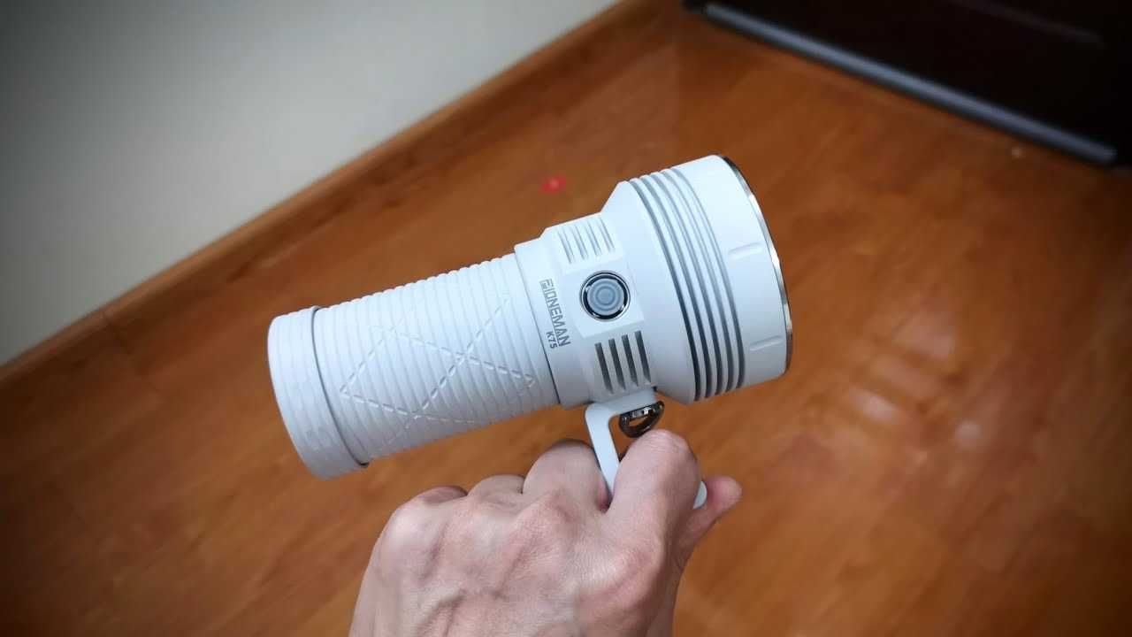 Lanterna Pioneman K75 21000 lumeni LED SFN43 si LED SFQ55.4