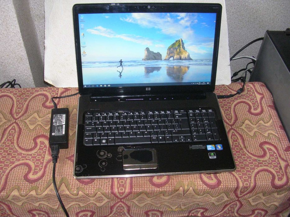 Мощен лаптоп c Core i7 процесор и 16 GB RAM