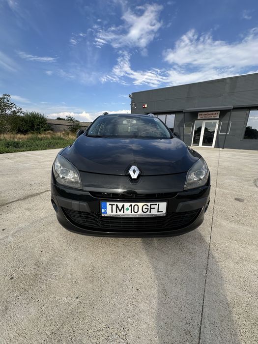 Vand Renault Megane Break Combi 1.6 MPI , an 2011, inamtriculat