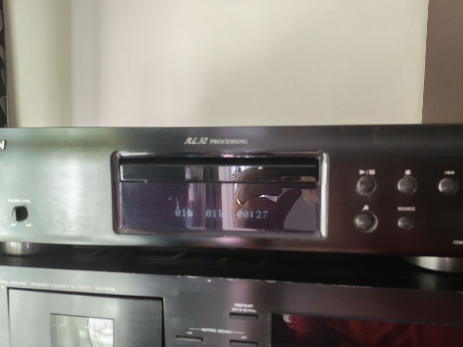 Denon 720 cu telecomanda