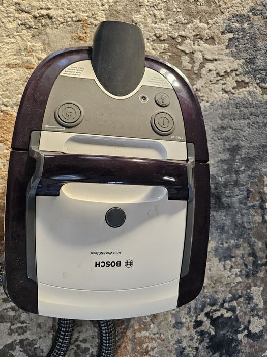 Aspirator Bosch Aqua Clean