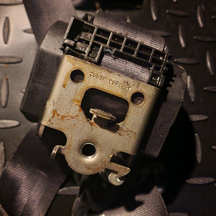 Centura stanga fata duster 1