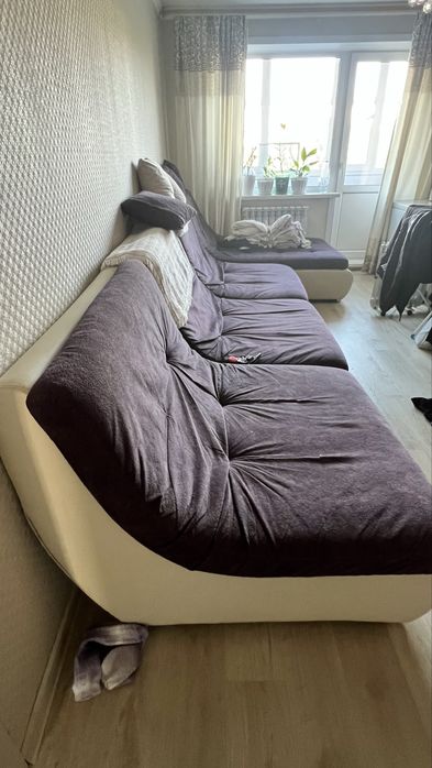 Продам диван в хорошем состоянии