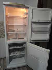 Продам холодильник Indezit. Торг