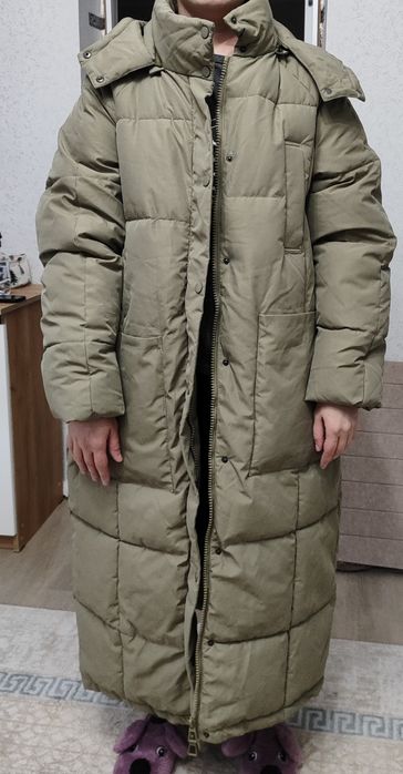 Продам новое зимнее пальто-пуховик