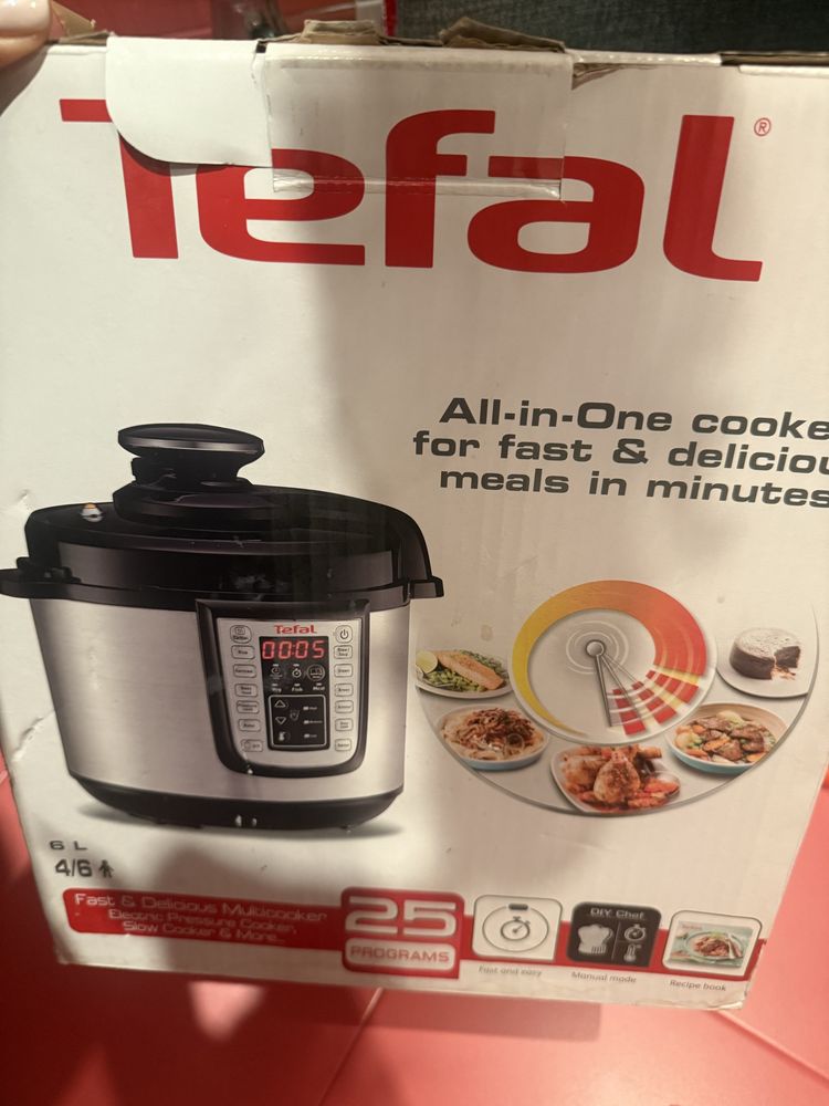Мултикукър Tefal One Pot 6 л Нов