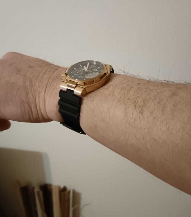 curea ceas Constantin Vacheron, neagra, din silicon.
