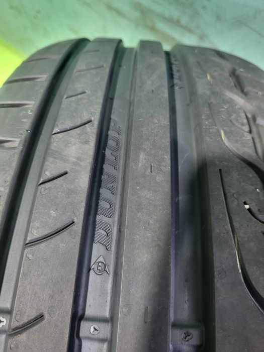 2 бр летни 225/45/17 Dunlop