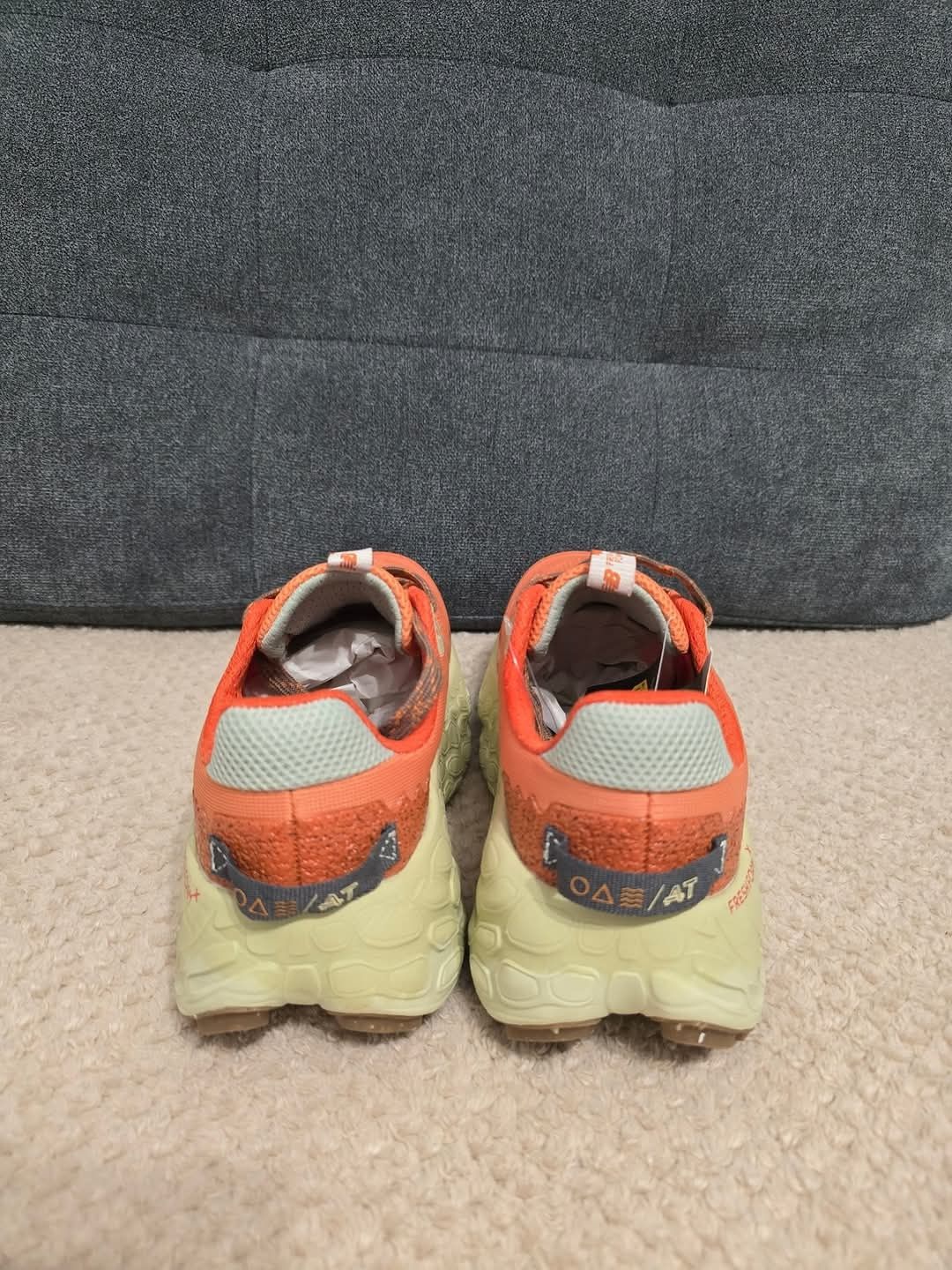 New balance nr 37  int 23,5 cm preț 400 lei