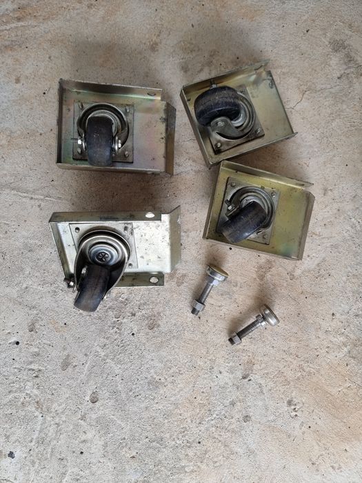 Соц и винтидж котлон, зарядно, дрелка, сандък