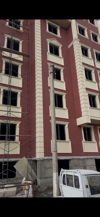 Fasadni decorativ penoplast tyagalar