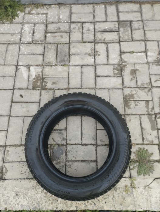 Шины зимние BRIDGESTOE