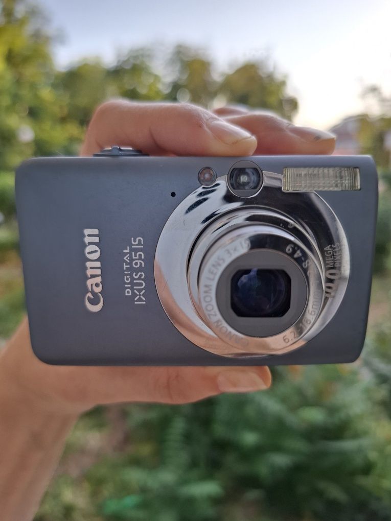 Ултра компактен дигитален фотоапарат CANON DIGITAL IXUS 95is