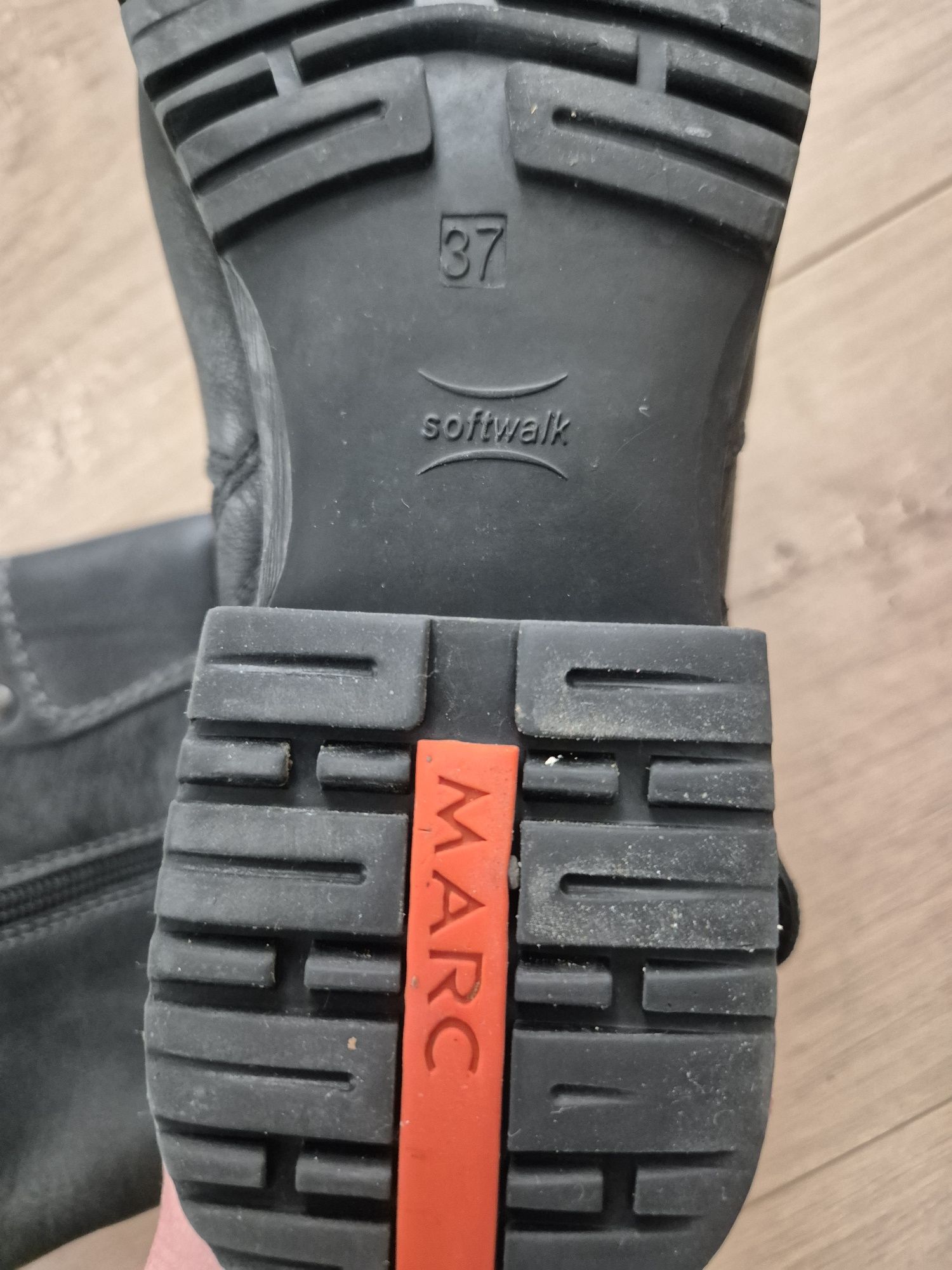 Cizme piele naturala 37 GORE-TEX 50 LEI