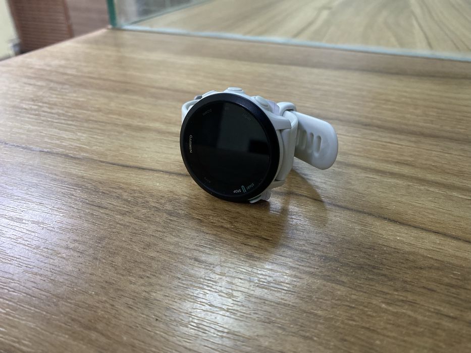 Смарт часы Garmin Forerunner 55