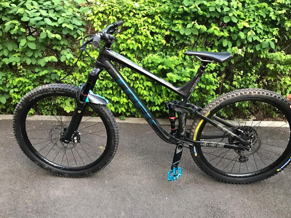 Bicicleta enduro Trek