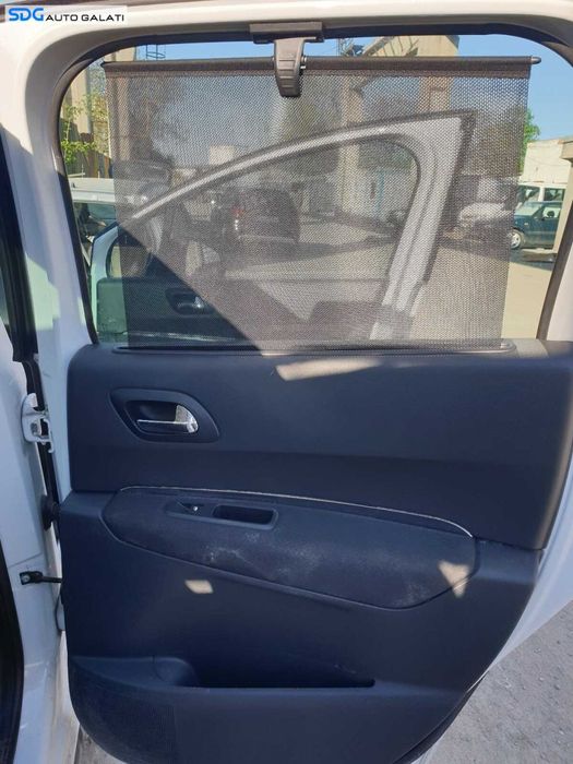 Panou Tapiterie Fata Interioara Usa Portiera Dreapta Spate cu Perdeluta Peugeot 3008 2009 - 2016 [C6136]
