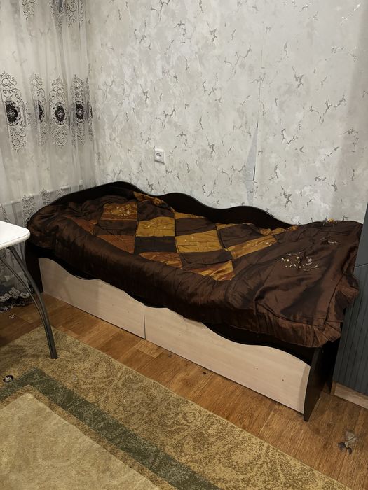 Продам подросковый кровать