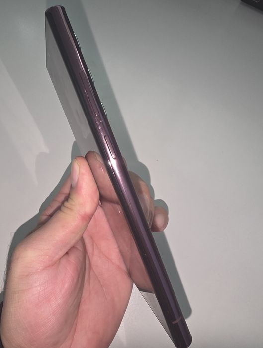 Galaxy S22 Ultra 5G/12/256GB Отличен