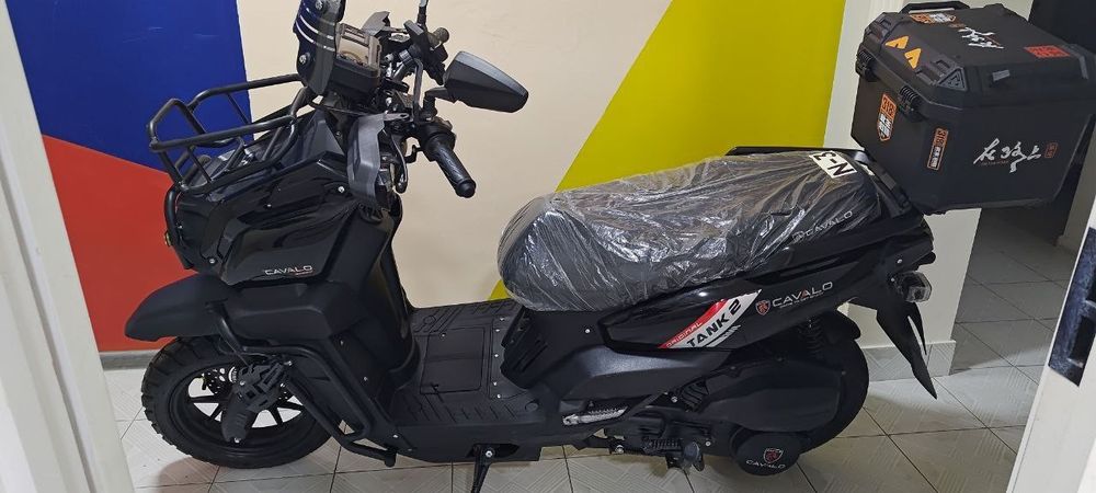 Продается скутер TANK 2