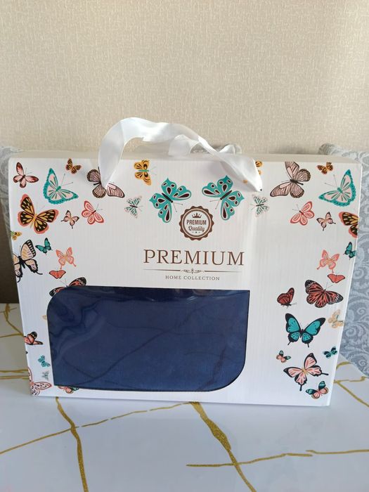 Пледы Premium Home Collection