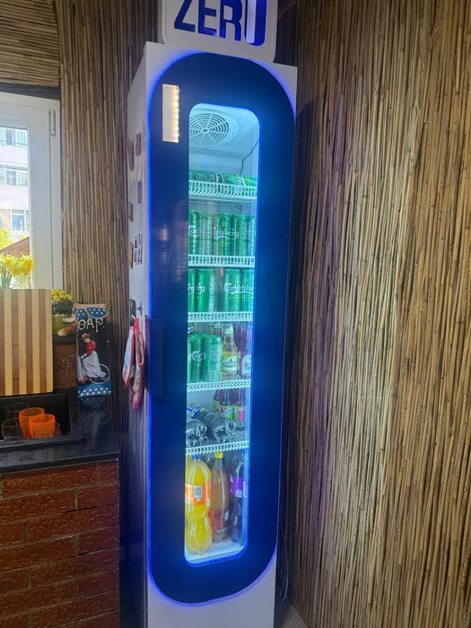 Vitrina frigorifică slim electronică