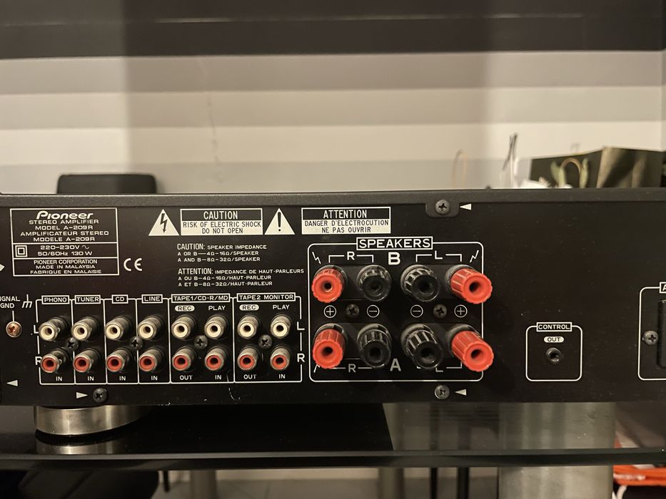 Усилвател Pioneer A-209R