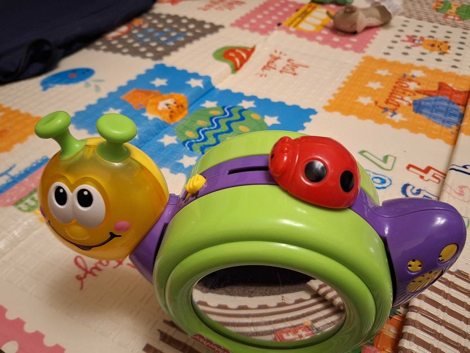 Fisher-Price Go Baby Go! 1-2-3 Пълзене по охлюв
