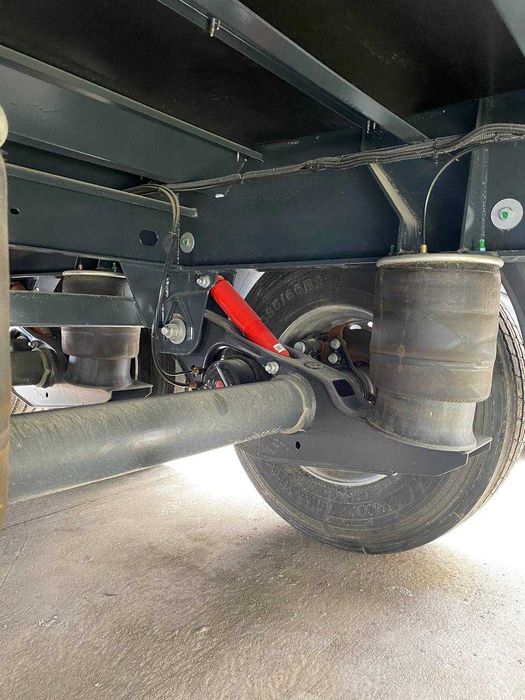 В наличии!!! Полуприцеп шторный бортовой UzAutoTrailer - 92 куб.м