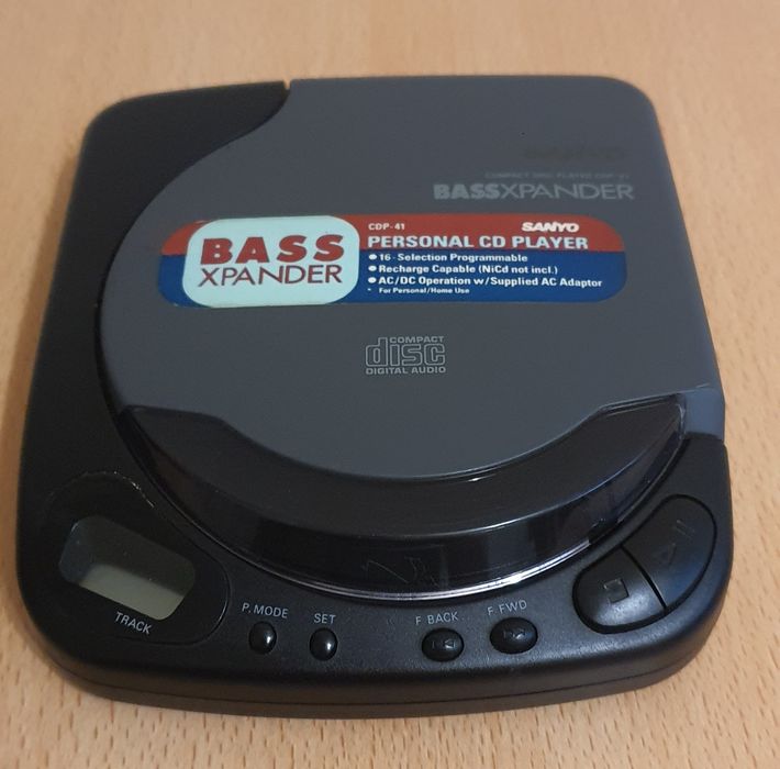 Vând CD Player Sanyo CDP-41