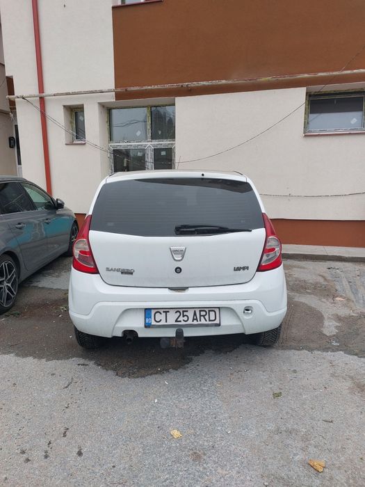 Dacia sandero 1.6.    An 2008