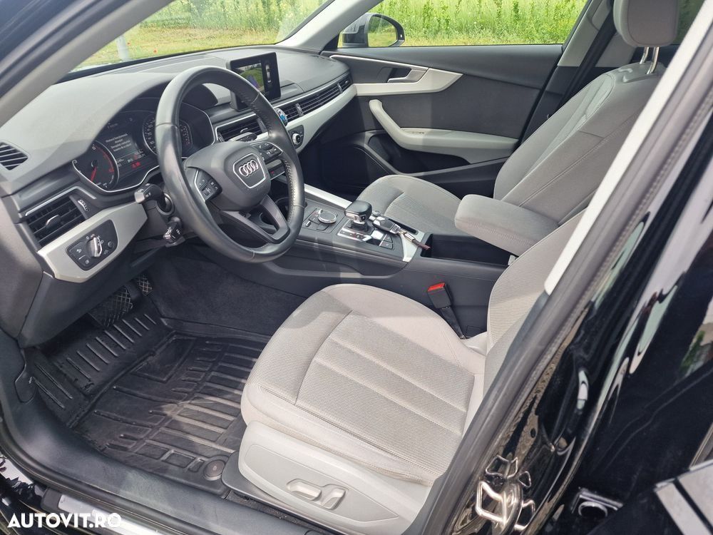 Audi A4 245 CP mild hybrid