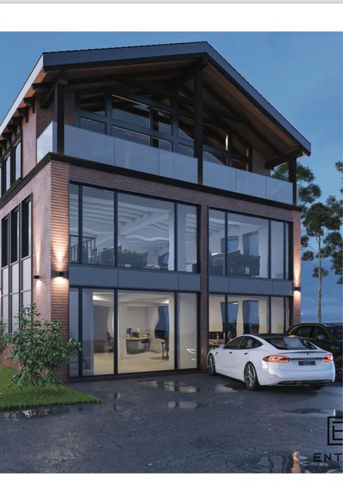 Vand cladire comerciala cu spatii inchiriate 5500 euro profit pe luna