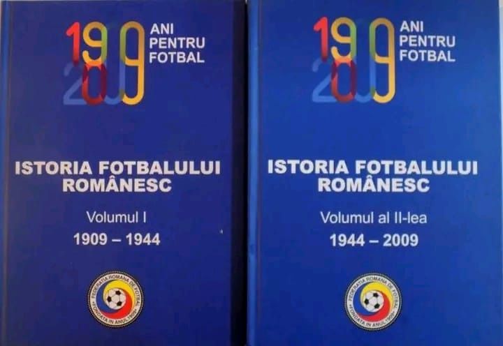Istoria fotbalului romanesc ambele volume,1100 pagini,3kg,preț 500lei.