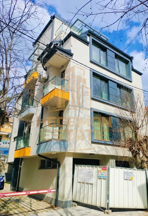 Продава се Мезонет в Варна, Левски - 117 кв.м за 1932 €/кв.м - Снимка #11