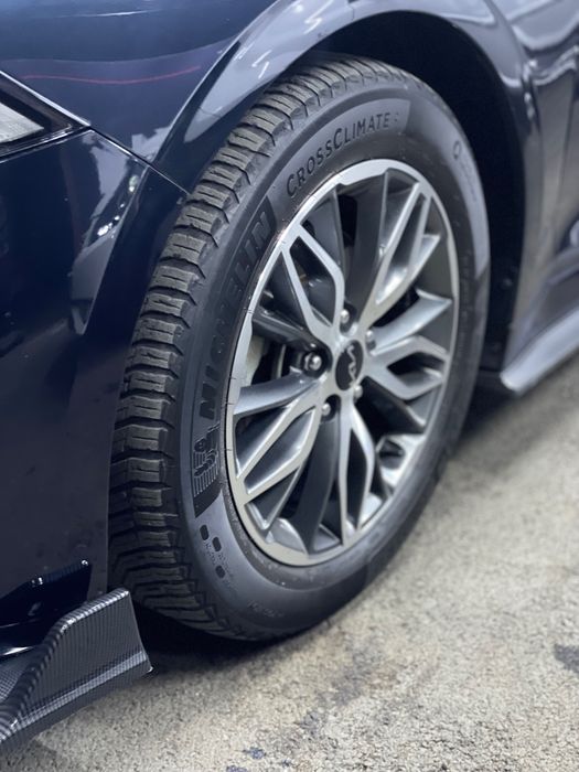 Kia K5 full avtomobili sotiladi !