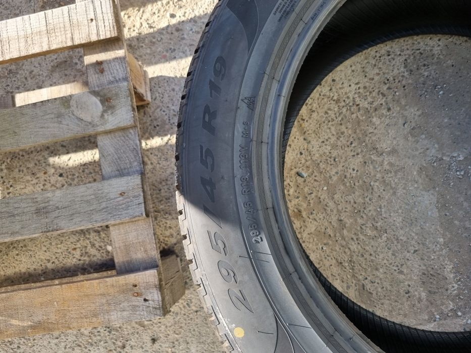 4 anvelope iarna NOI PIRELLI 295/45/19 dot 2019 pret per bucata