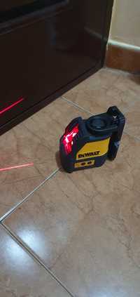 Laser dewalt nou