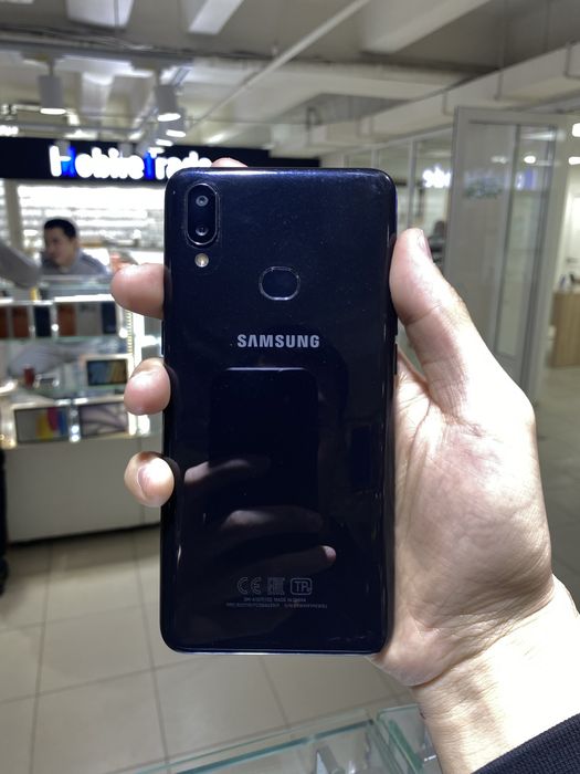 Samsung Galaxy A10s — 32 ГБ / 2 ГБ ОЗУ