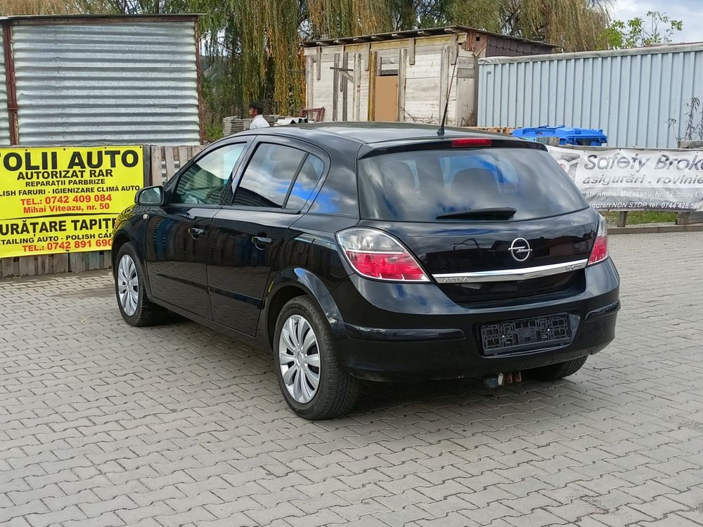 Vând Opel Astra H, Hatchback, 1,9 120 CP, Euro 4