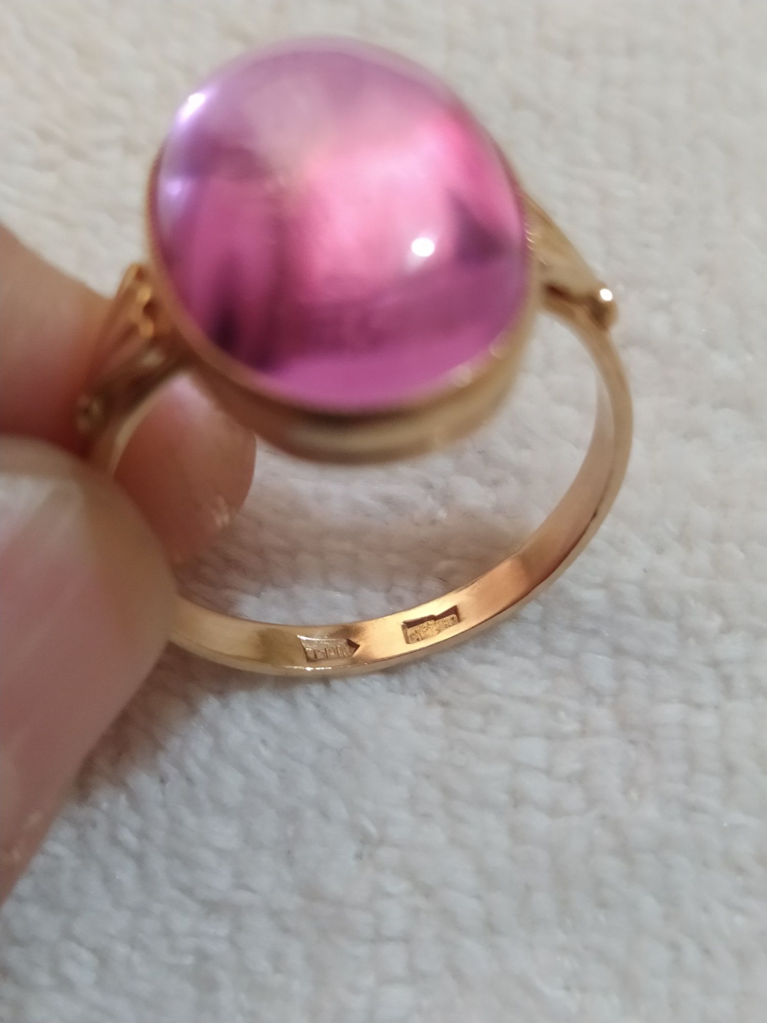 Золотой кольцо с рубином кабошон 583СССР