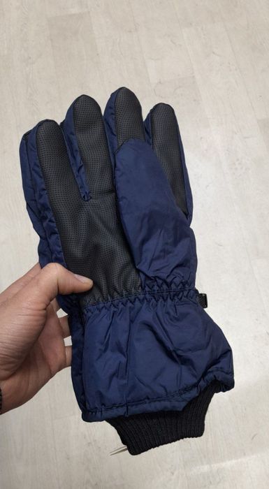 Мужские спортивные лыжные термо перчатки..