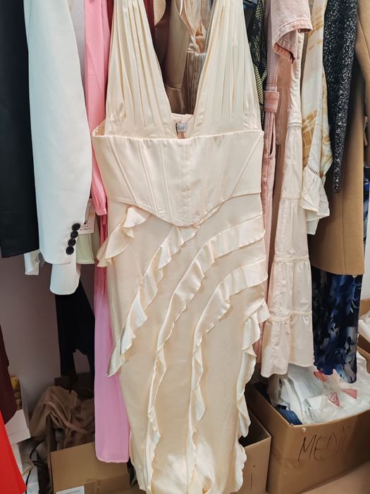 Lichidare stoc outlet haine dama