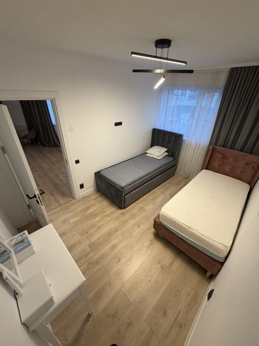 Inchiriez apartament 3 camere zona vivo/bmw parcare subterana