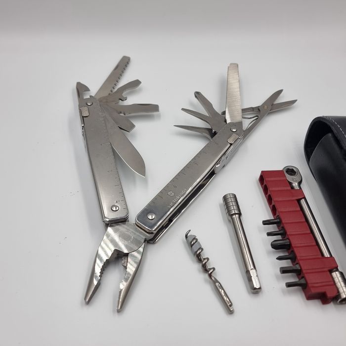 Cleste multifunctional Victorinox Tool X Plus Ratchet