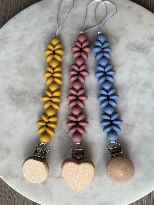 Lantisor pentru suzeta