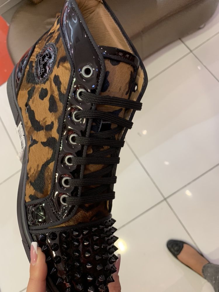 Ghete Louboutin ! Poze REALE ,piele naturală interior exterior !!! Pr
