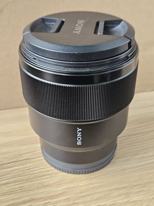 Обектив Sony FE 85mm,f/1.8