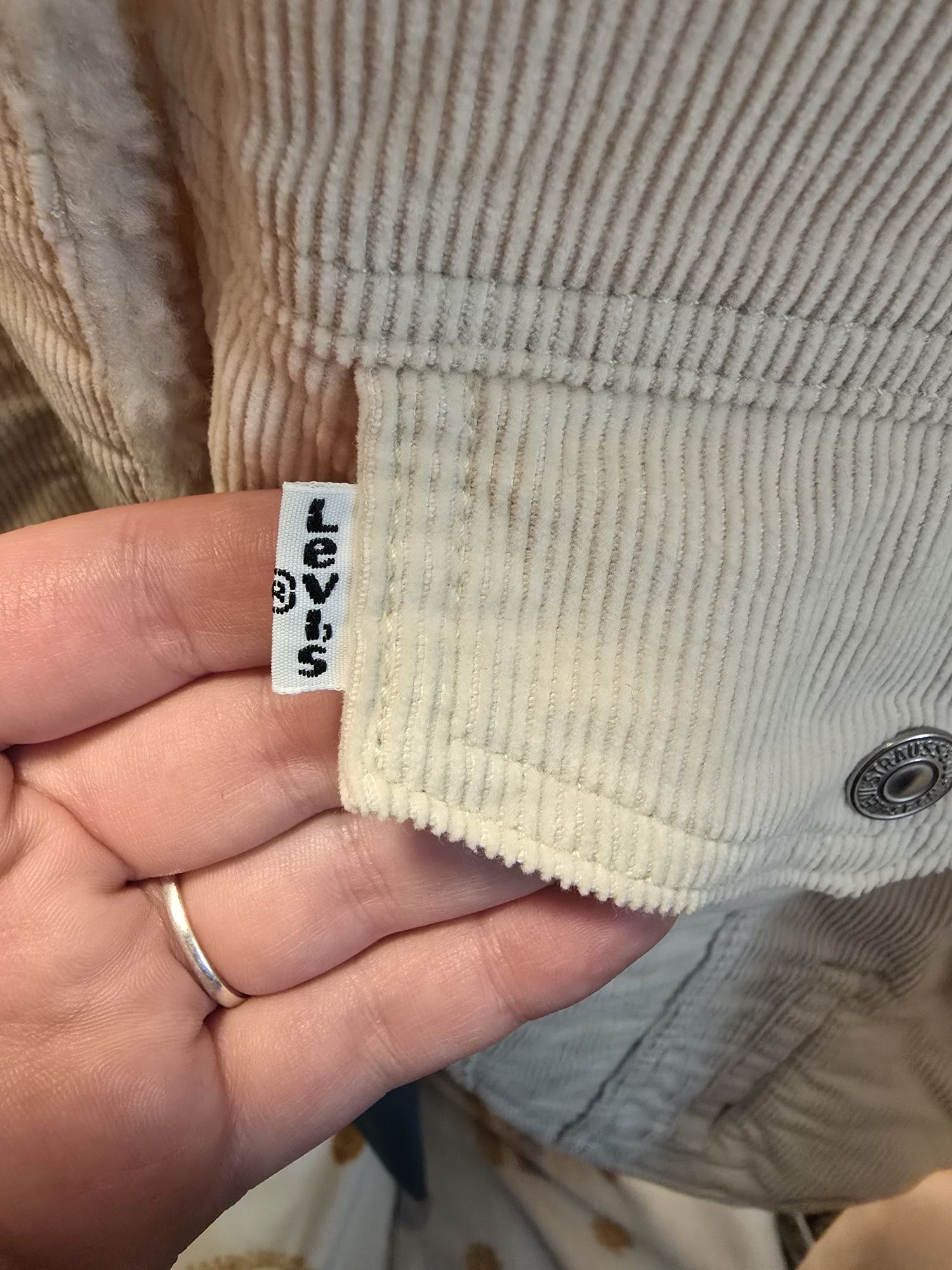 Geaca iarna Levi'S Strauss captusita, roz pal, marimea m(merge si s )